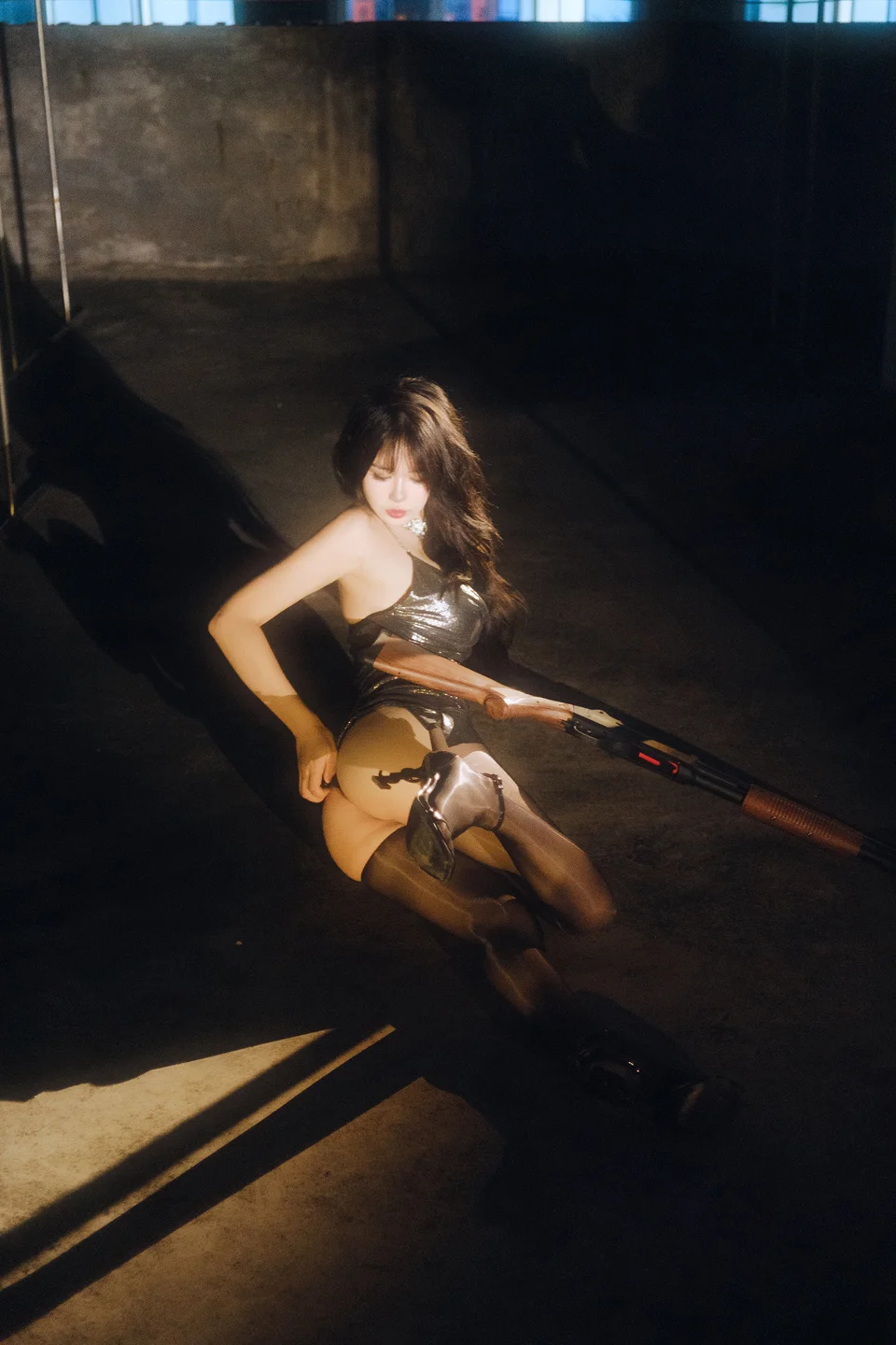 Tina很妖孽呀 - No.037 夜色连衣裙 [37P-110MB] tg@simisebaisi 【丝足阁】032.webp